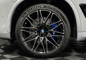 Новый BMW X5 M 2025 (7 фото)