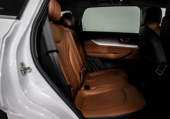 Подержанный автомобиль Chery Tiggo 8 Pro Max 2022 года (10 фото)