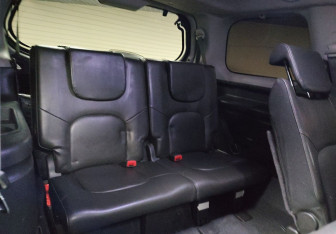 Подержанный автомобиль Nissan Pathfinder 2008 года (13 фото)