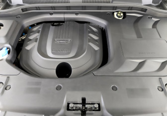 Подержанный автомобиль Geely Atlas Pro 2022 года (9 фото)