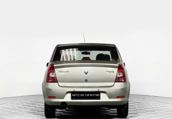 Подержанный автомобиль Renault Logan Sedan 2013 года (4 фото)