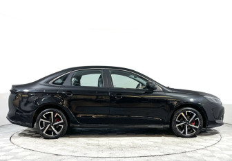 Подержанный автомобиль Kaiyi E5 2023 года (4 фото)