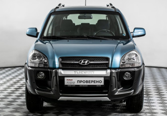 Подержанный автомобиль Hyundai Tucson 2007 года (2 фото)