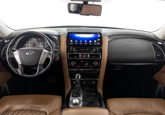 Подержанный автомобиль Infiniti QX80 2018 года (14 фото)