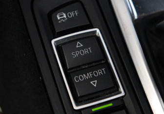 Подержанный автомобиль BMW X6 2016 года (16 фото)