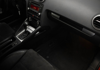 Подержанный автомобиль Audi A3 Hatchback 2009 года (22 фото)