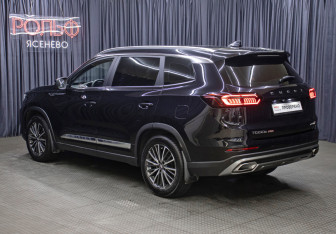 Подержанный автомобиль Chery Tiggo 8 Pro 2022 года (7 фото)