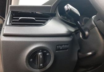 Подержанный автомобиль Skoda Rapid Liftback 2020 года (17 фото)