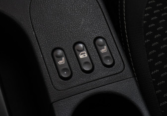 Подержанный автомобиль Nissan Qashqai 2008 года (13 фото)