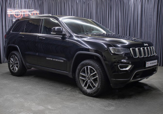 Подержанный автомобиль Jeep Grand Cherokee 2020 года (3 фото)