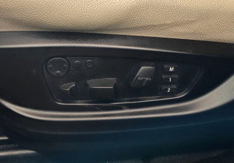 Подержанный автомобиль BMW X5 2012 года (15 фото)