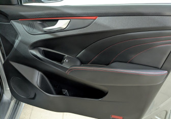 Подержанный автомобиль Kaiyi E5 2023 года (22 фото)