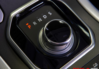 Подержанный автомобиль Land Rover Range Rover Evoque 2012 года (19 фото)