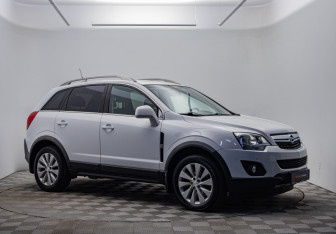 Подержанный автомобиль Opel Antara 2014 года (7 фото)