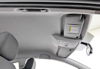 Подержанный автомобиль Opel Corsa 2011 года (22 фото)