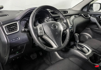 Подержанный автомобиль Nissan Qashqai 2016 года (13 фото)