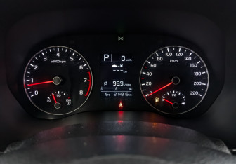 Подержанный автомобиль Kia Rio Hatchback 2021 года (16 фото)