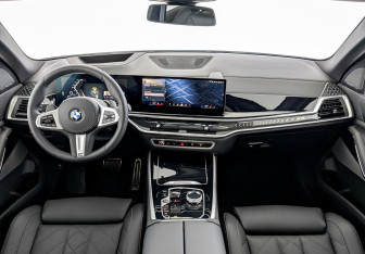 Новый BMW X5 2025 (10 фото)