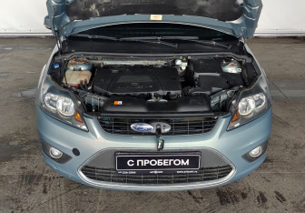 Подержанный автомобиль Ford Focus Sedan 2010 года (15 фото)