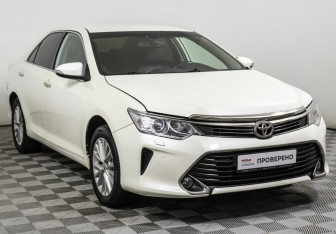 Подержанный автомобиль Toyota Camry Sedan 2015 года (3 фото)