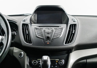 Подержанный автомобиль Ford Kuga 2016 года (8 фото)