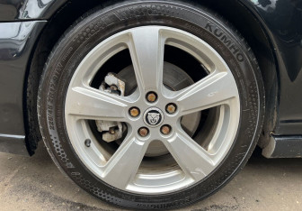 Подержанный автомобиль Jaguar X-Type Sedan 2008 года (9 фото)