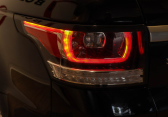 Подержанный автомобиль Land Rover Range Rover Sport 2014 года (29 фото)