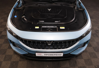 Подержанный автомобиль Voyah Free 2022 года (9 фото)