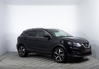 Подержанный автомобиль Nissan Qashqai 2020 года (3 фото)