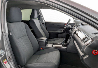 Подержанный автомобиль Toyota Camry Sedan 2016 года (23 фото)