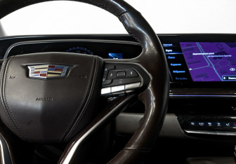 Подержанный автомобиль Cadillac Escalade Suv 2021 года (30 фото)