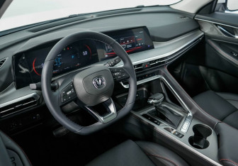 Подержанный автомобиль Changan CS35PLUS 2024 года (11 фото)