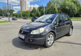 Подержанный автомобиль Fiat Sedici 2008 года (2 фото)
