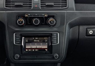 Подержанный автомобиль Volkswagen Caddy Compactvan 2020 года (17 фото)