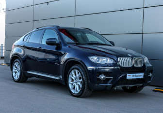 Подержанный автомобиль BMW X6 2010 года (3 фото)