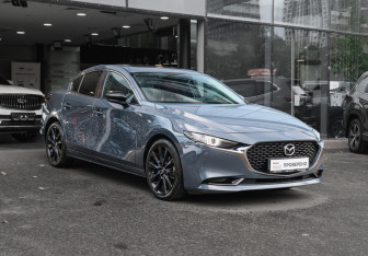 Подержанный автомобиль Mazda 3 Sedan 2022 года (3 фото)