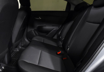 Подержанный автомобиль Kia Rio Sedan 2020 года (14 фото)