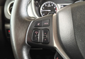 Подержанный автомобиль Suzuki Vitara 2016 года (14 фото)