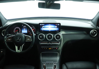 Подержанный автомобиль Mercedes-Benz GLC Coupe 2021 года (12 фото)