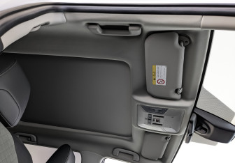 Подержанный автомобиль Toyota RAV4 2024 года (23 фото)