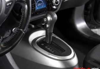 Подержанный автомобиль Nissan Juke 2012 года (15 фото)