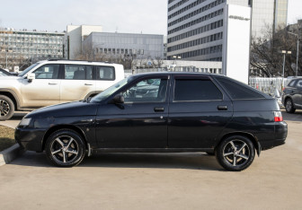 Подержанный автомобиль LADA (ВАЗ) 2112 2007 года (6 фото)