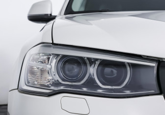 Подержанный автомобиль BMW X3 2016 года (24 фото)