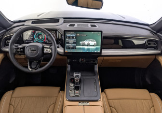 Новый GAC GS8 2025 (10 фото)