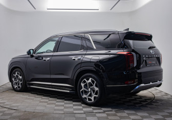 Подержанный автомобиль Hyundai Palisade 2020 года (3 фото)