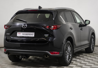 Подержанный автомобиль Mazda CX-5 2017 года (5 фото)