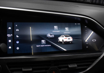 Подержанный автомобиль Geely Tugella 2023 года (17 фото)