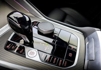 Подержанный автомобиль BMW X6 2020 года (28 фото)