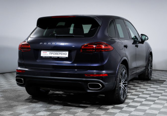 Подержанный автомобиль Porsche Cayenne 2016 года (5 фото)