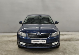 Подержанный автомобиль Skoda Octavia Liftback 2014 года (2 фото)